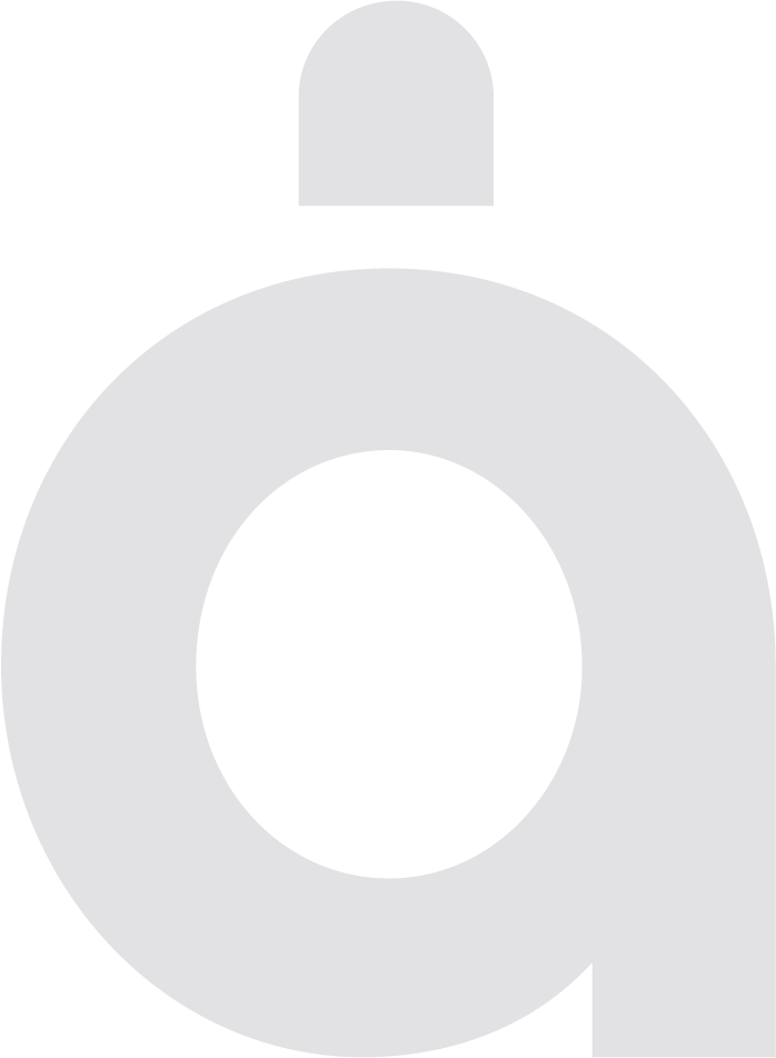 El hombre del ático